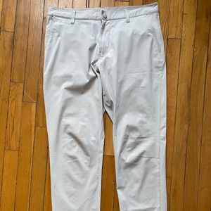 Rhone Commuter Slim Pants - White / Stone